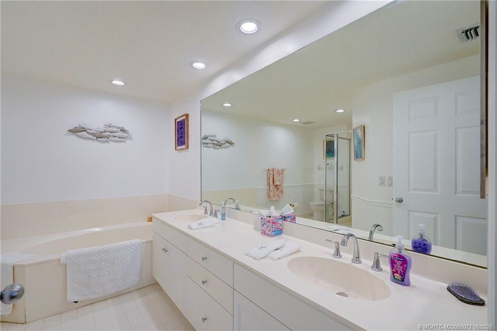 411 Northeast Plantation Road, Unit 511 Jensen Beach, FL 34957 - Photo 32 of 45