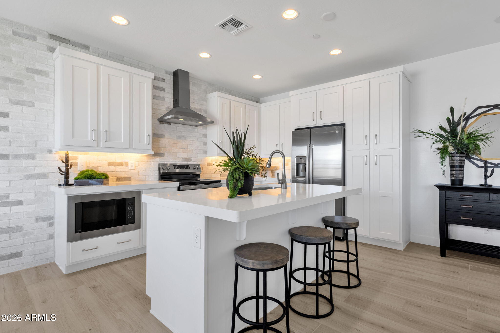 3525 East Roland Street Mesa, AZ 85213 - Photo 11 of 41 17-web-or-mls-