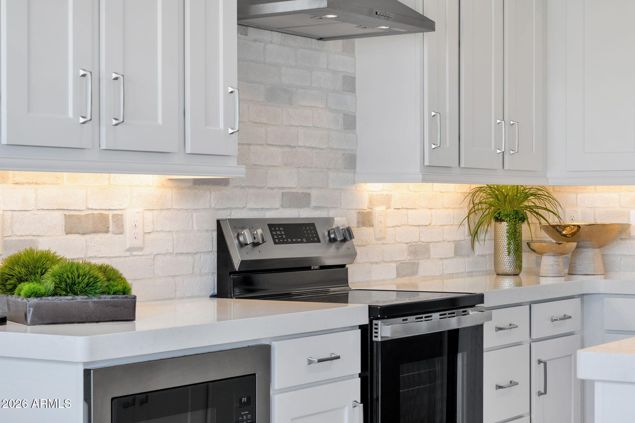 3525 East Roland Street Mesa, AZ 85213 - Photo 12 of 41 18-web-or-mls-