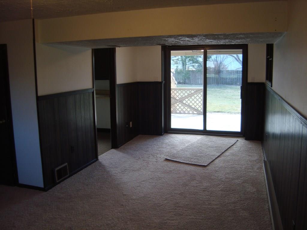 3000 Artfield Street Lower Burrell, PA 15068 - Photo 9 of 18 Family Room