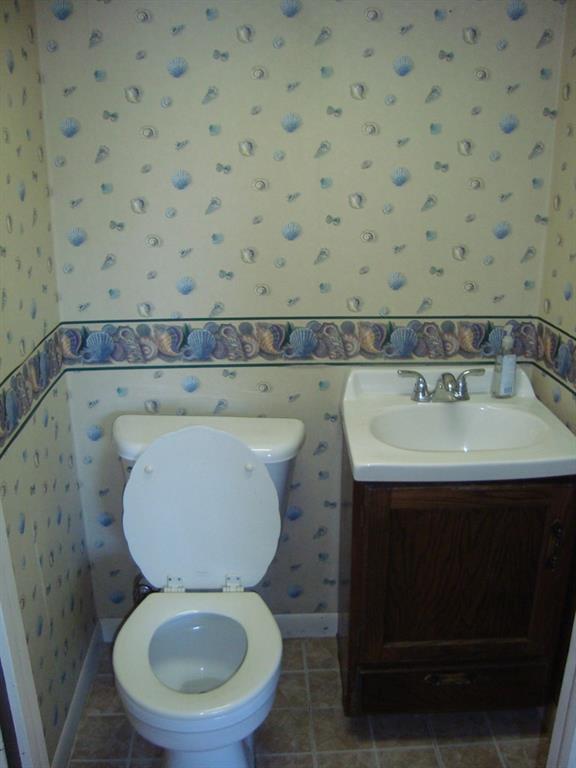 3000 Artfield Street Lower Burrell, PA 15068 - Photo 10 of 18 Half Bath