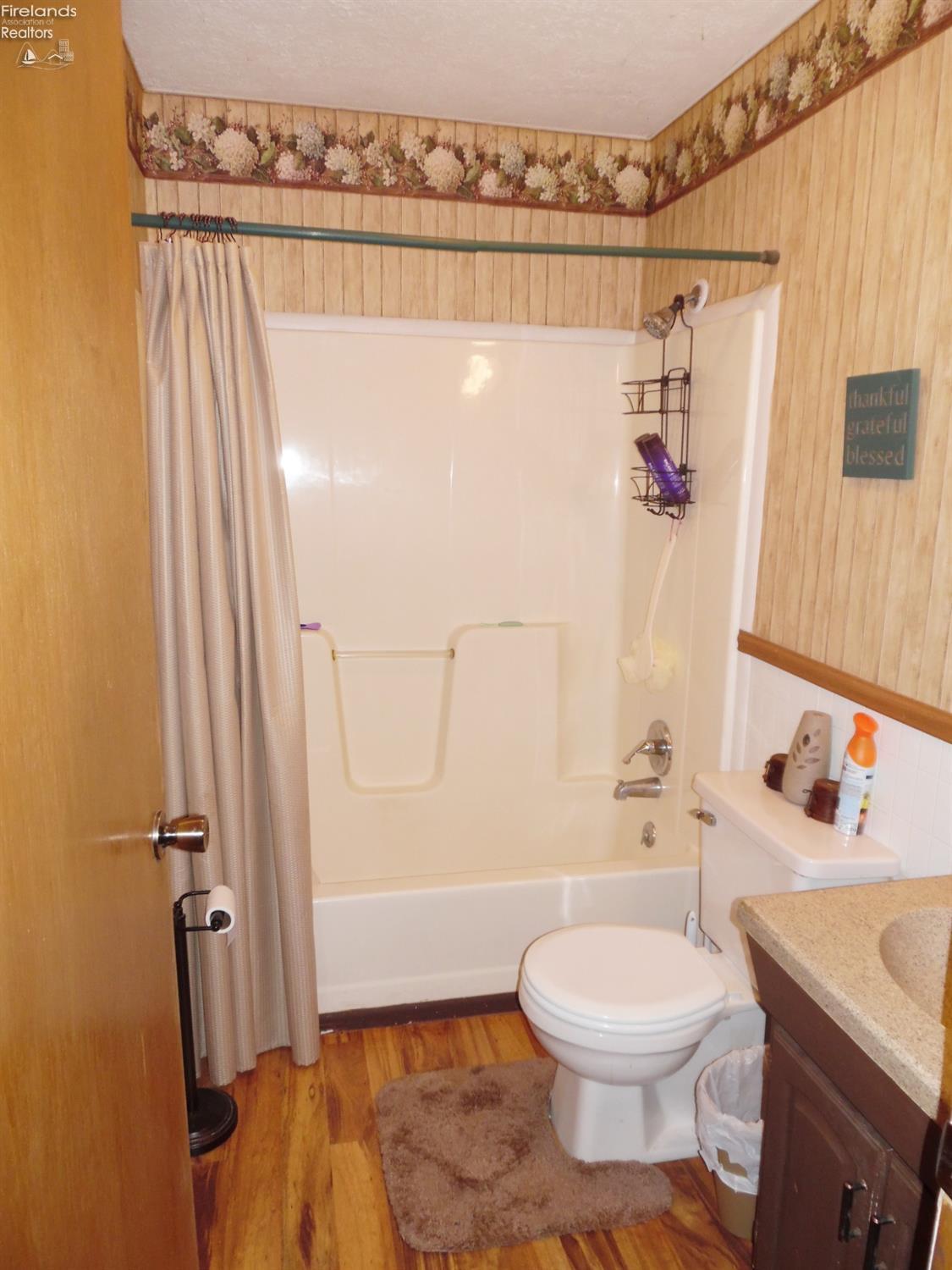 340 Big Bass Road Willard, OH 44890 - Photo 16 of 22 Gallery Image 16