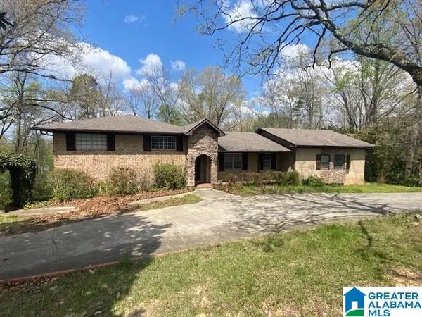 $335,000 | 4544 South Shades Crest Road, Helena, AL 35022