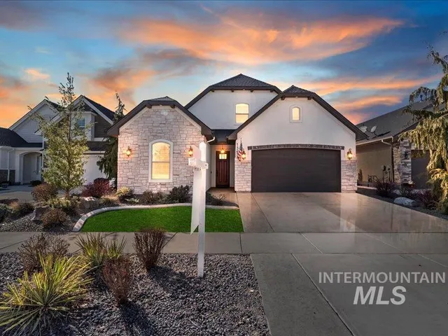 $749,999 | 1367 North Willowick Avenue, Eagle, ID 83616