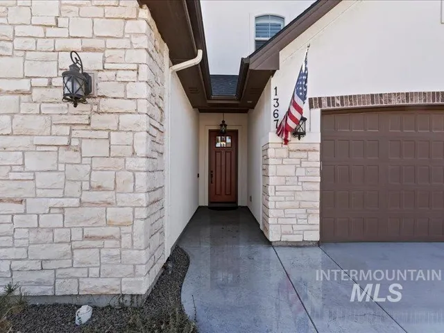 $749,999 | 1367 North Willowick Avenue, Eagle, ID 83616