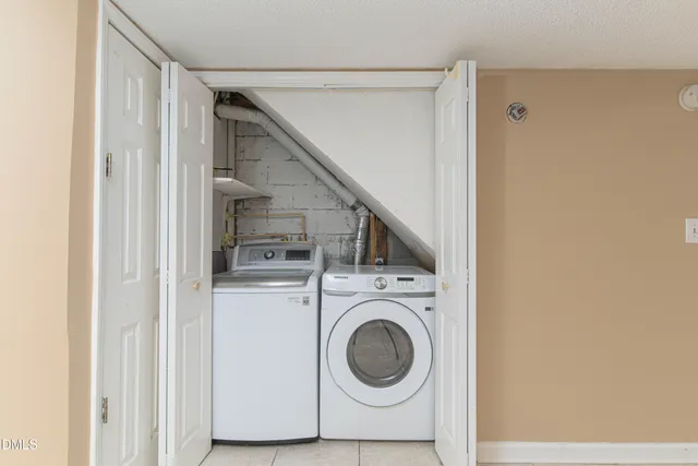 $575,000 | 105 Fox Horn Run, Cary, NC 27511