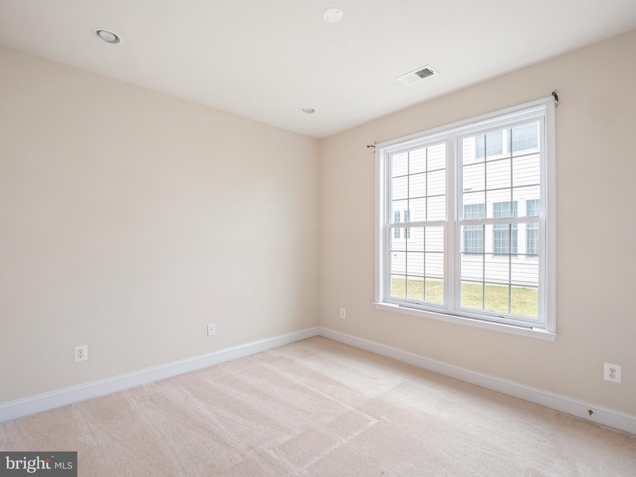 13113 Triple Crown Loop Gainesville, VA 20155 - Photo 16 of 21