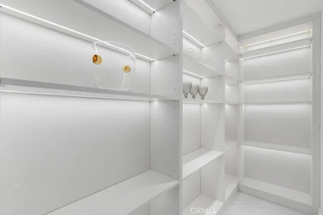 $2,199,000 | 15631 Sunburst Lane, Huntington Beach, CA 92647