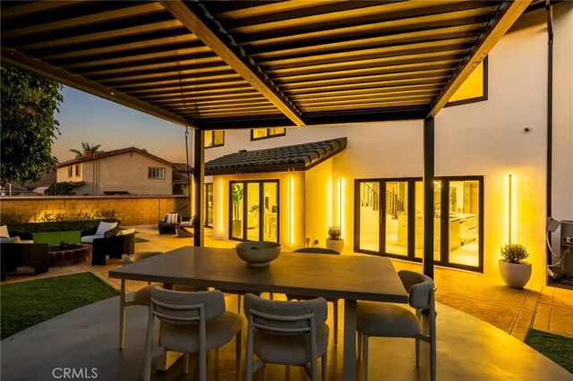 $2,199,000 | 15631 Sunburst Lane, Huntington Beach, CA 92647