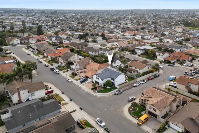 $2,199,000 | 15631 Sunburst Lane, Huntington Beach, CA 92647