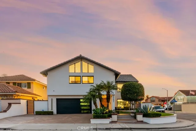 $2,199,000 | 15631 Sunburst Lane, Huntington Beach, CA 92647