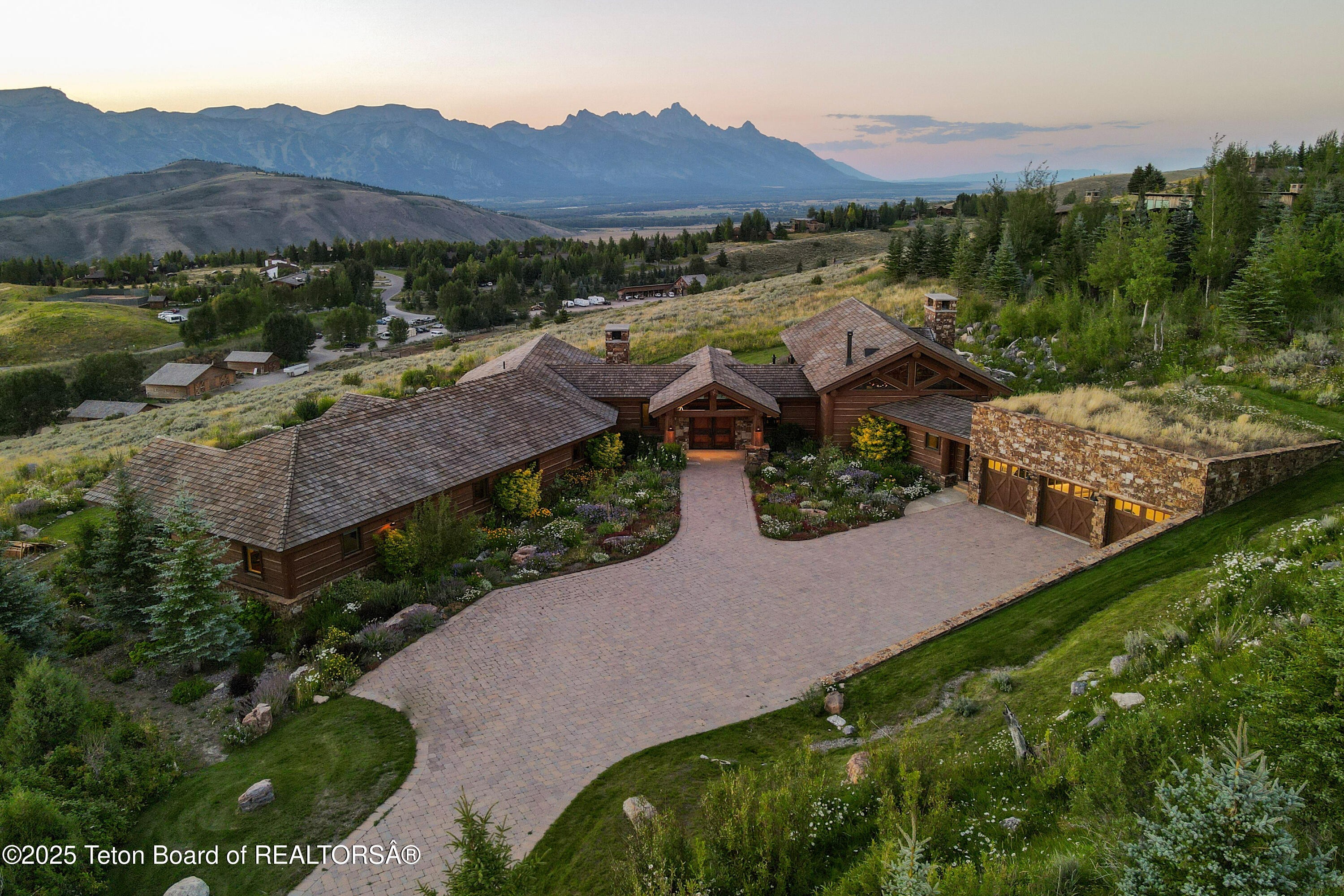 1435 Lower Ridge Road Jackson, WY 83001 - Photo 7 of 52 6 Exterior