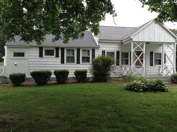 504 Russellville Road Westfield, MA 01085 - Photo 1 of 28 Gallery Image 1