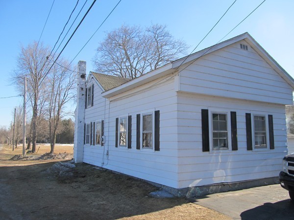 504 Russellville Road Westfield, MA 01085 - Photo 5 of 28 Gallery Image 5