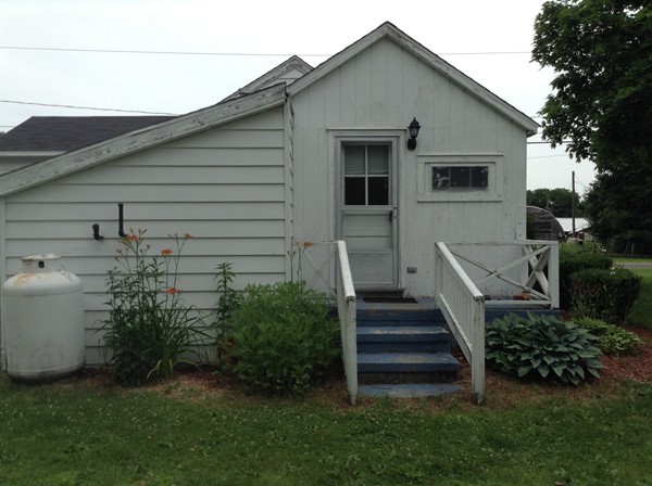 504 Russellville Road Westfield, MA 01085 - Photo 6 of 28 Gallery Image 6