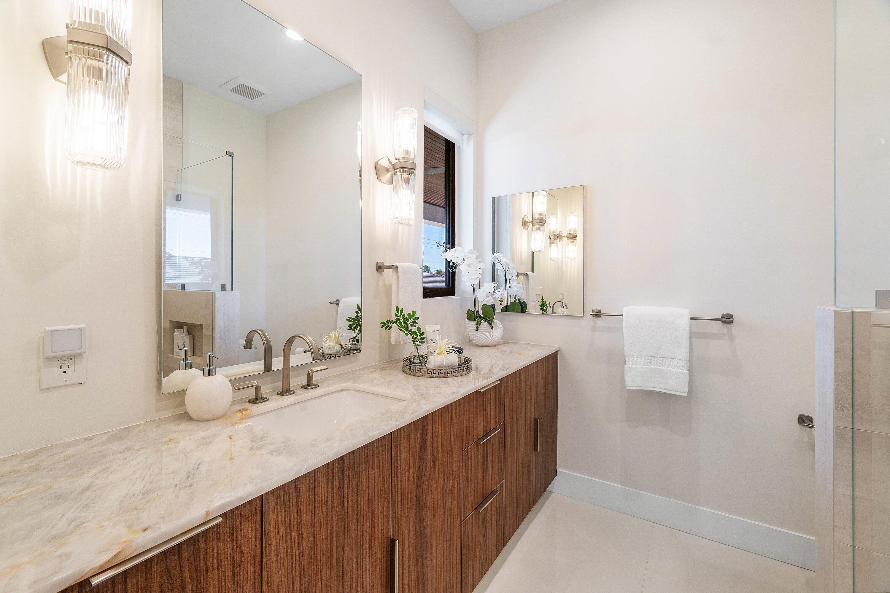 450 Northeast 10th Street Boca Raton, FL 33432 - Photo 44 of 119 048-450Northeast10thStreet-BocaRaton-FL-