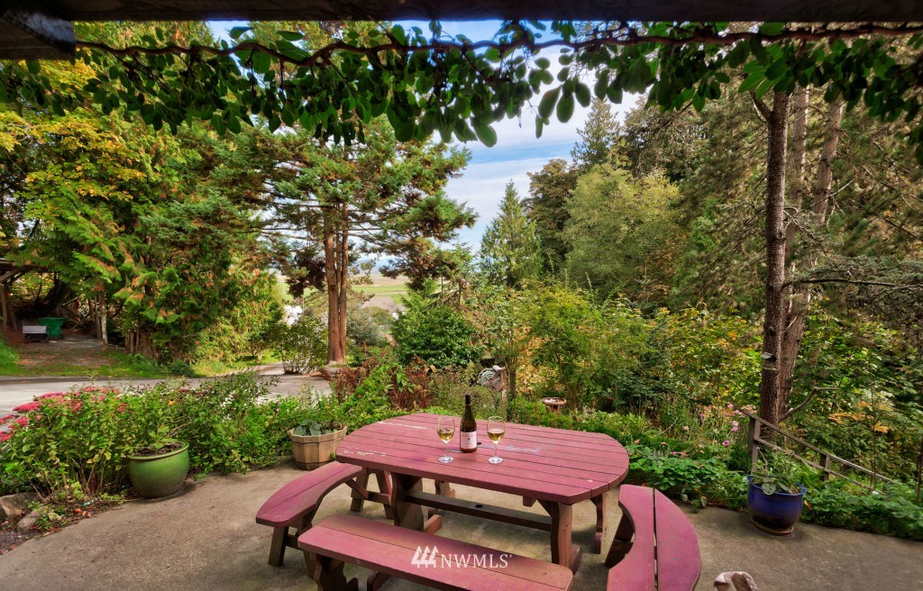 10220 Lowell Larimer Road Everett, WA 98208 - Photo 9 of 25 Gallery Image 9