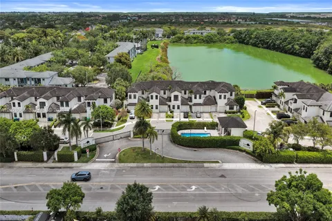 $520,000 | 22617 Southwest 102nd Avenue, Unit 22617, Miami, FL 33190