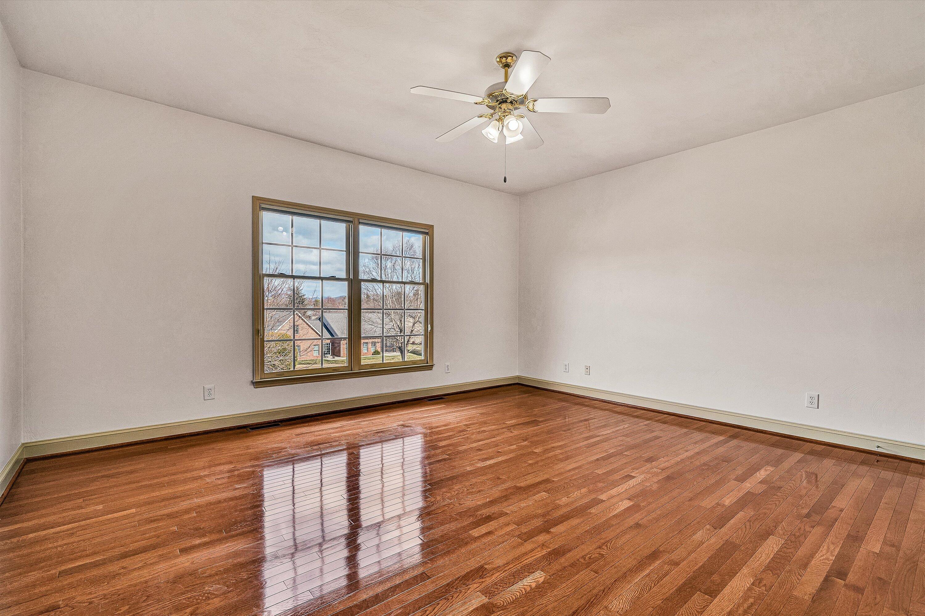 3723 Renfield Drive Southwest Roanoke, VA 24018 - Photo 28 of 61 27-VM-01042