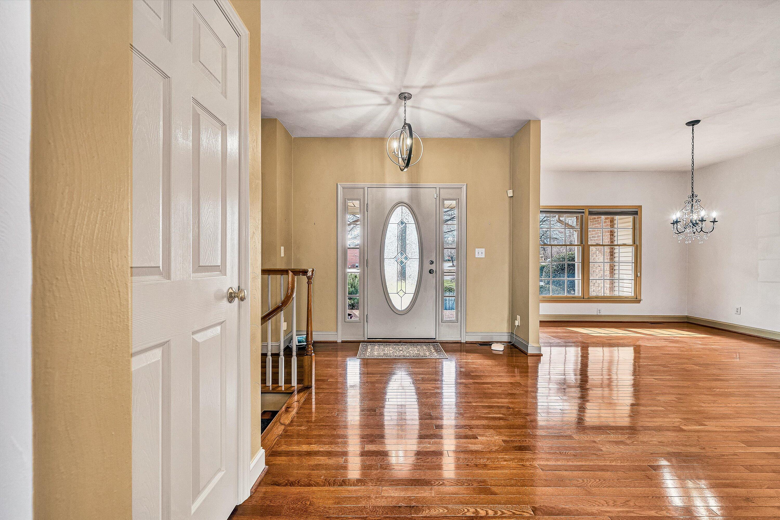 3723 Renfield Drive Southwest Roanoke, VA 24018 - Photo 4 of 61 03-VM-00965