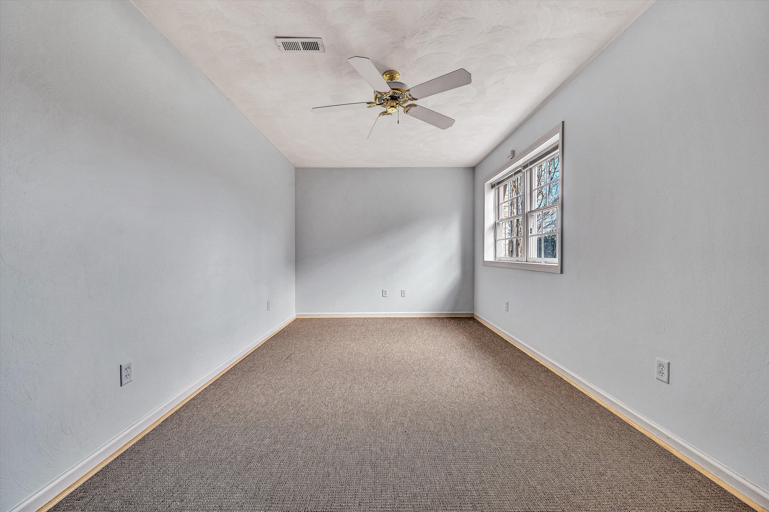 3723 Renfield Drive Southwest Roanoke, VA 24018 - Photo 41 of 61 40-VM-01087