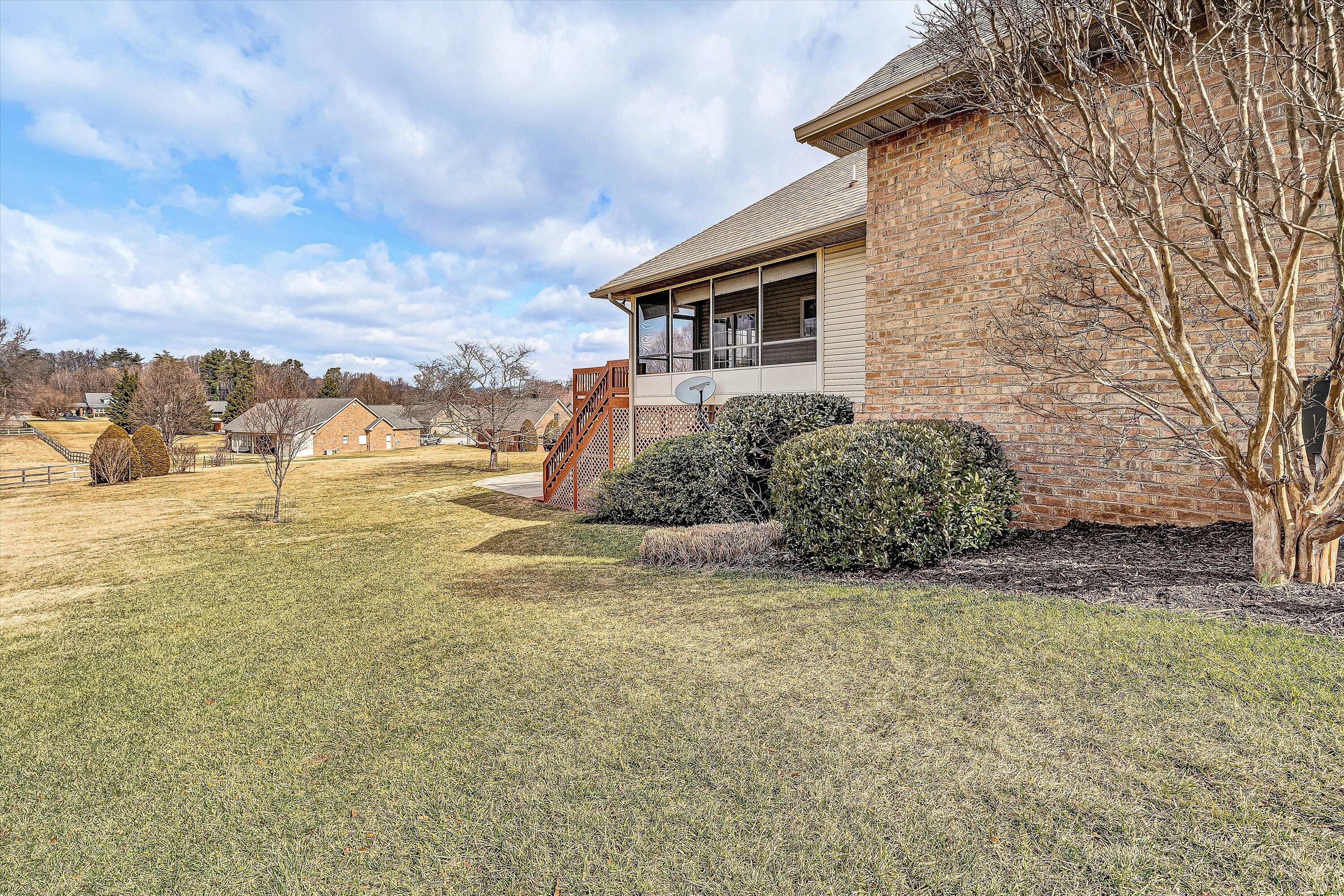 3723 Renfield Drive Southwest Roanoke, VA 24018 - Photo 49 of 61 48-VM-01123