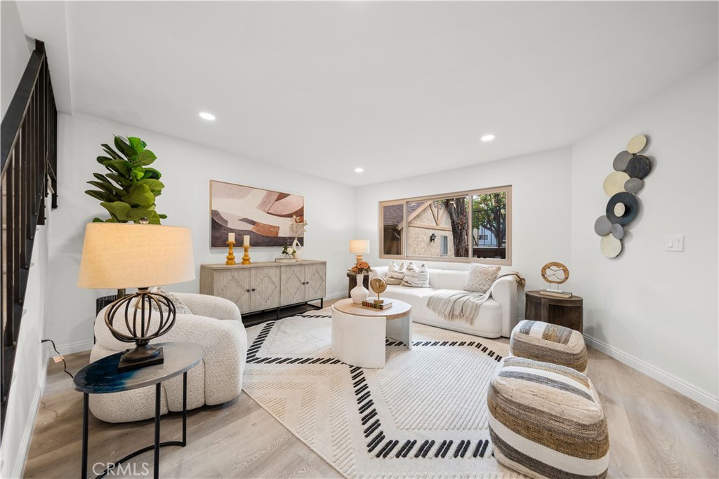 313 South Almansor Street, Unit 9 Alhambra, CA 91801 - Photo 3 of 17