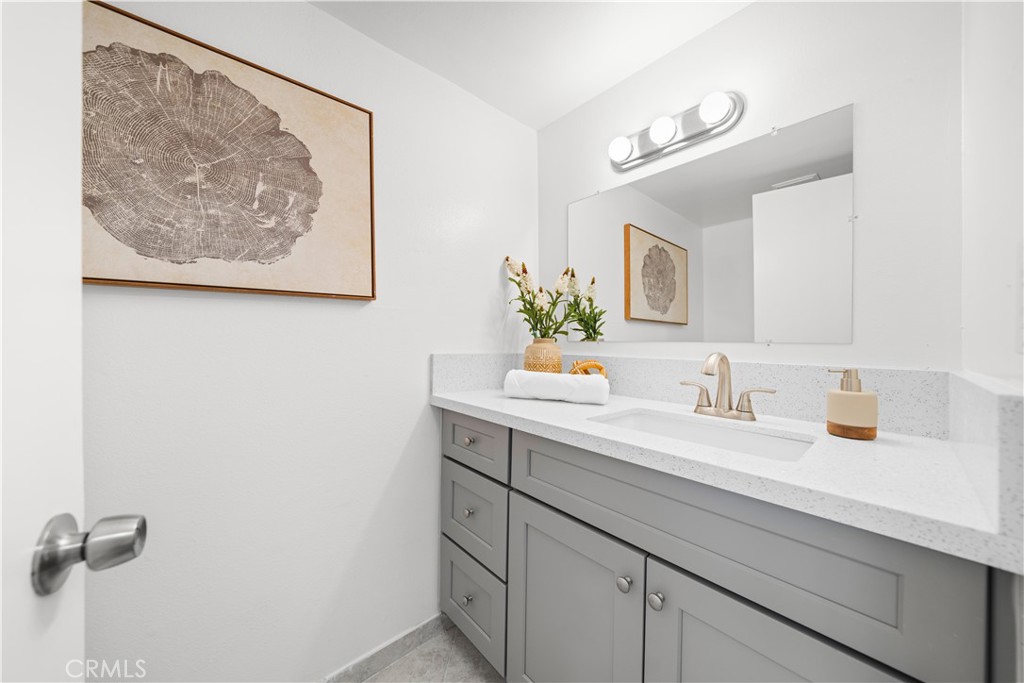 313 South Almansor Street, Unit 9 Alhambra, CA 91801 - Photo 6 of 17