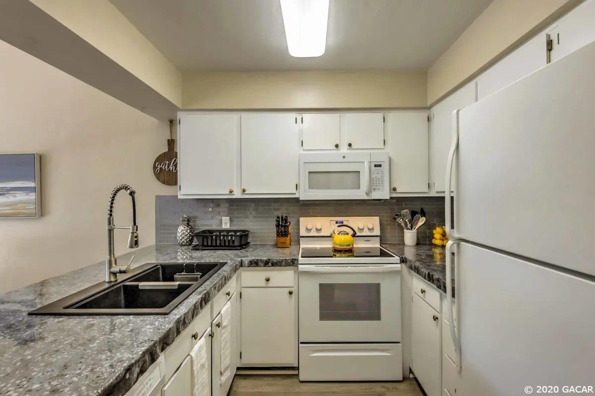 4325 Southwest 20th Lane Gainesville, FL 32607 - Photo 11 of 24 Gallery Image 11