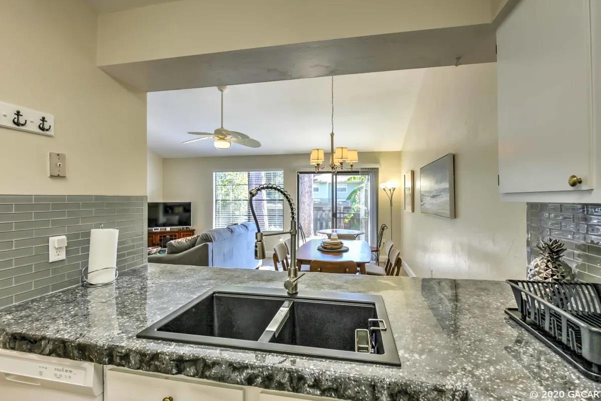 4325 Southwest 20th Lane Gainesville, FL 32607 - Photo 12 of 24 Gallery Image 12