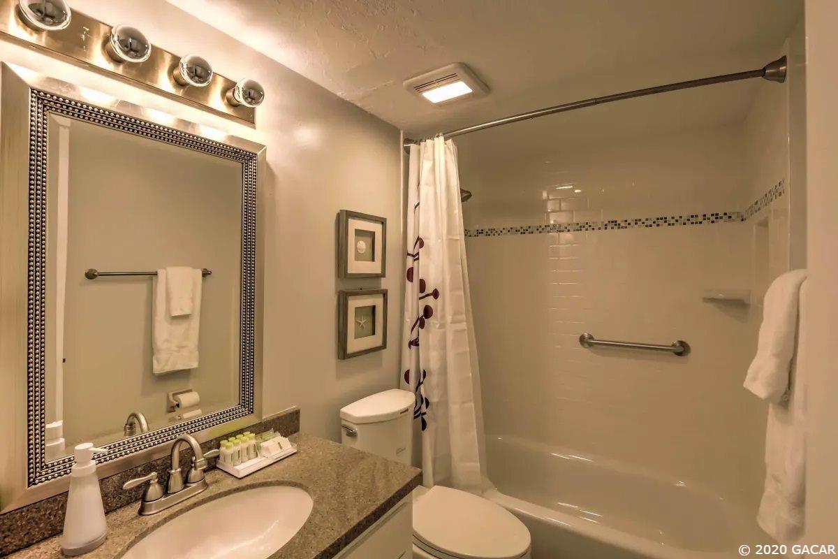 4325 Southwest 20th Lane Gainesville, FL 32607 - Photo 13 of 24 Gallery Image 13
