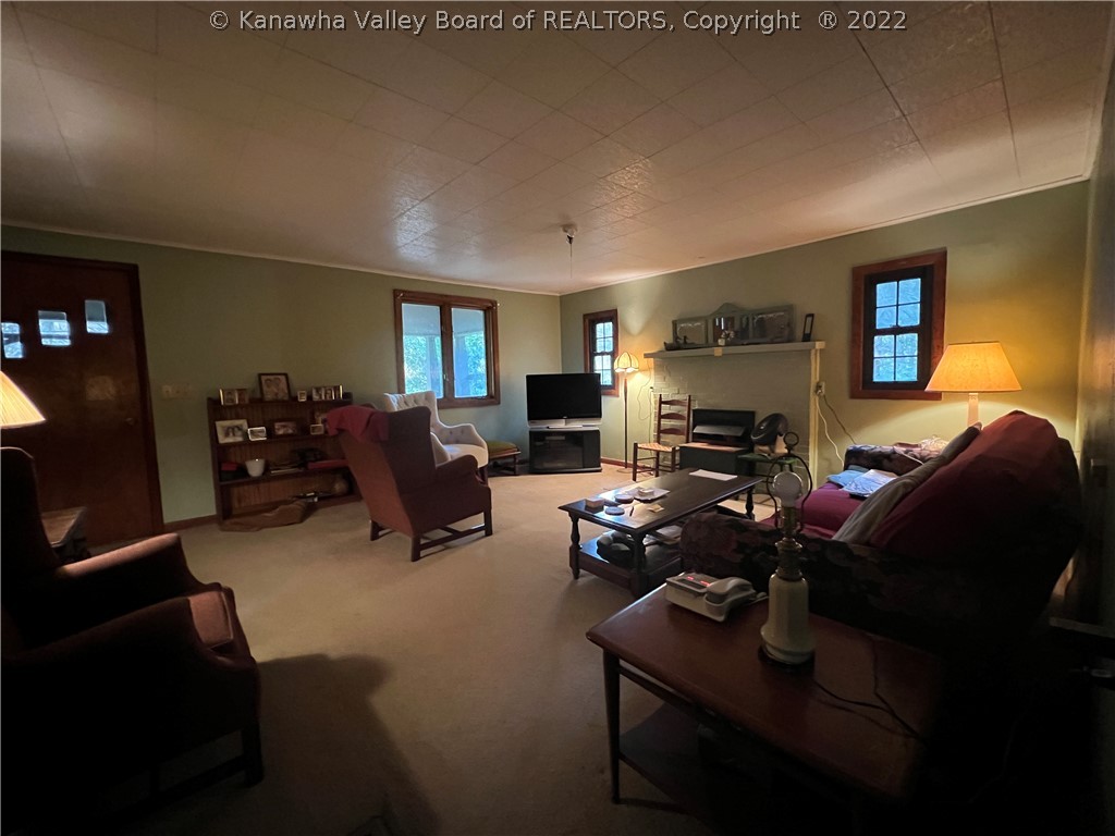 2048 Queen Road Clendenin, WV 25045 - Photo 3 of 22 Gallery Image 3