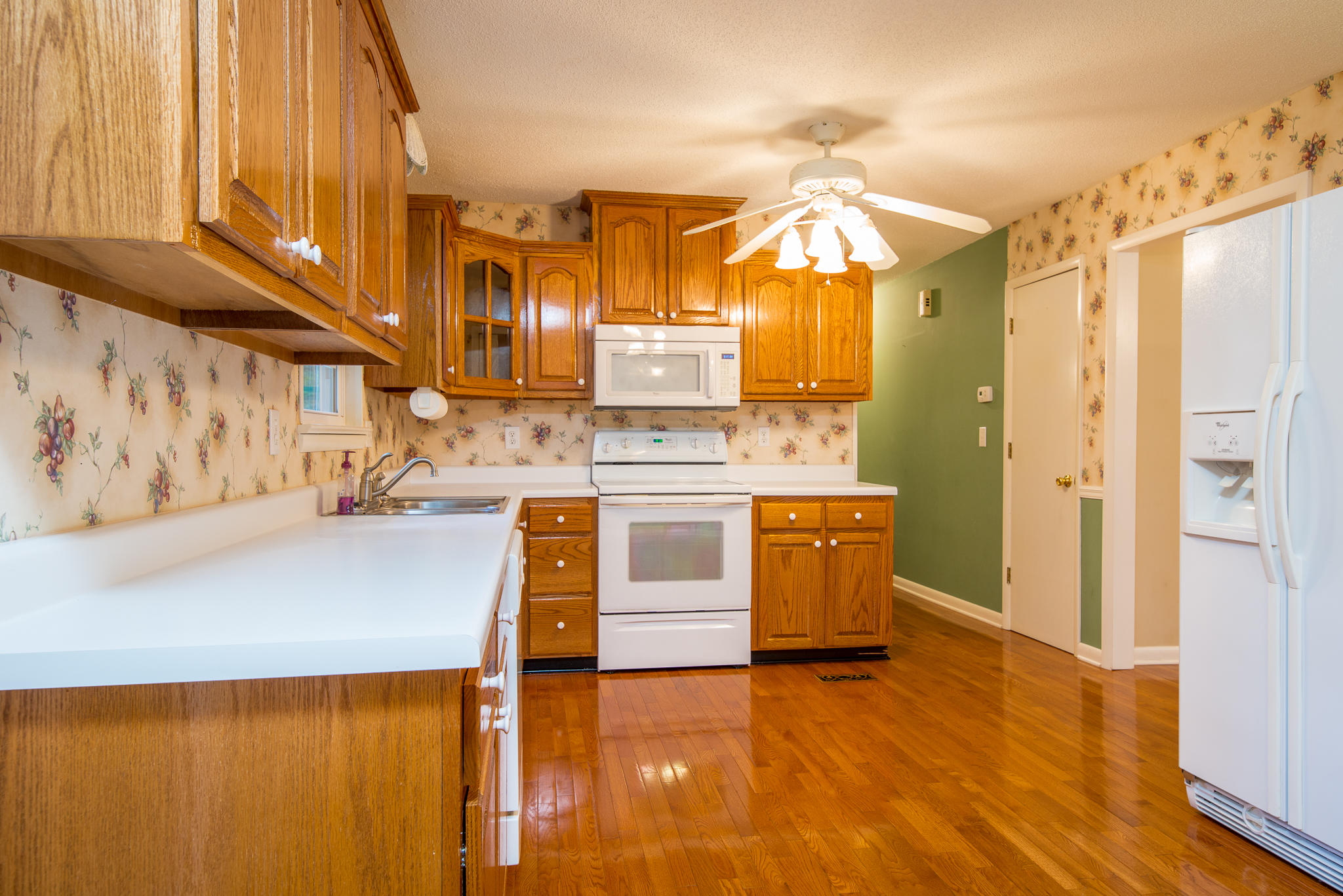 437 Gravitt Road Chickamauga, GA 30707 - Photo 5 of 17 437 gravitt rd-6