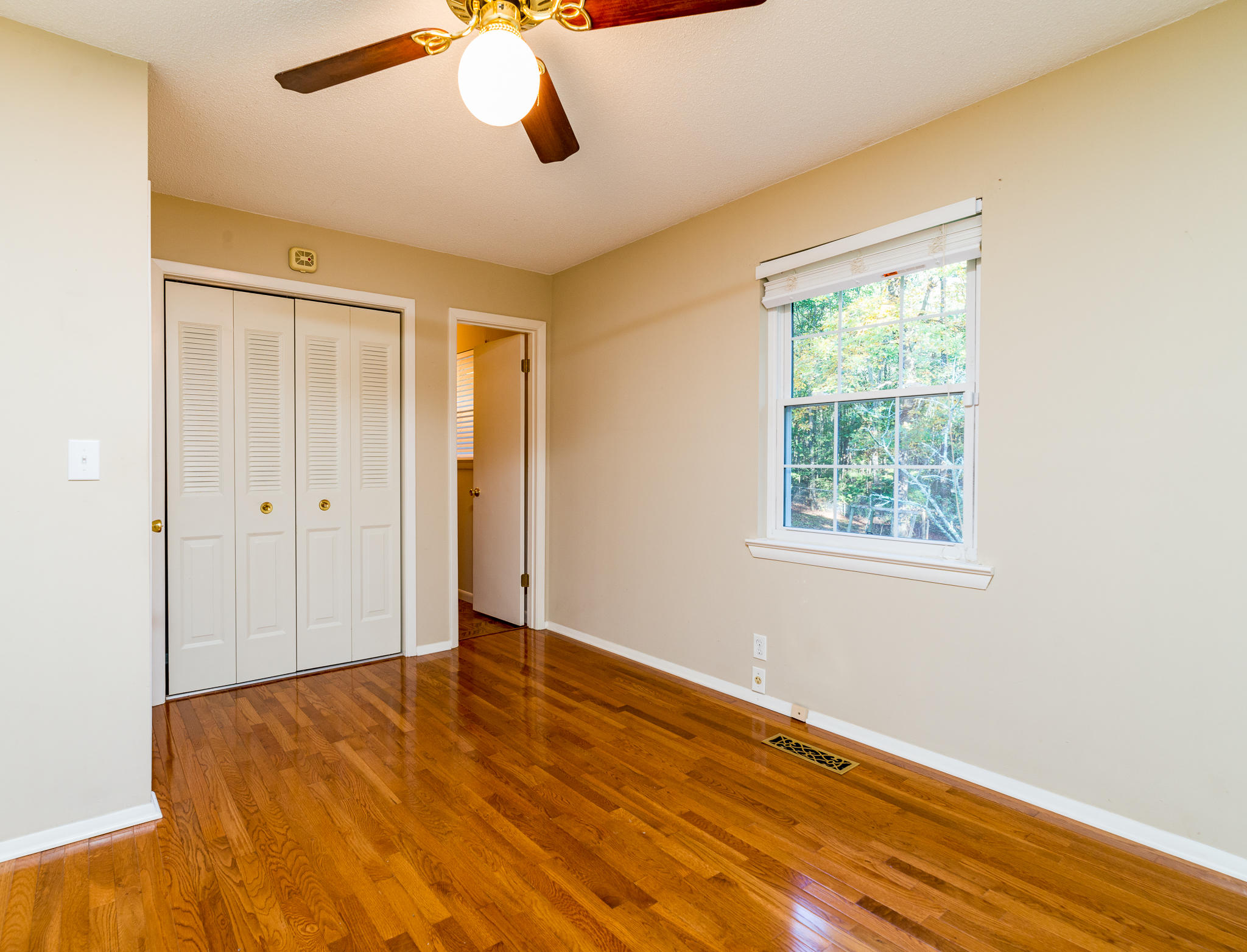 437 Gravitt Road Chickamauga, GA 30707 - Photo 9 of 17 437 gravitt rd-11