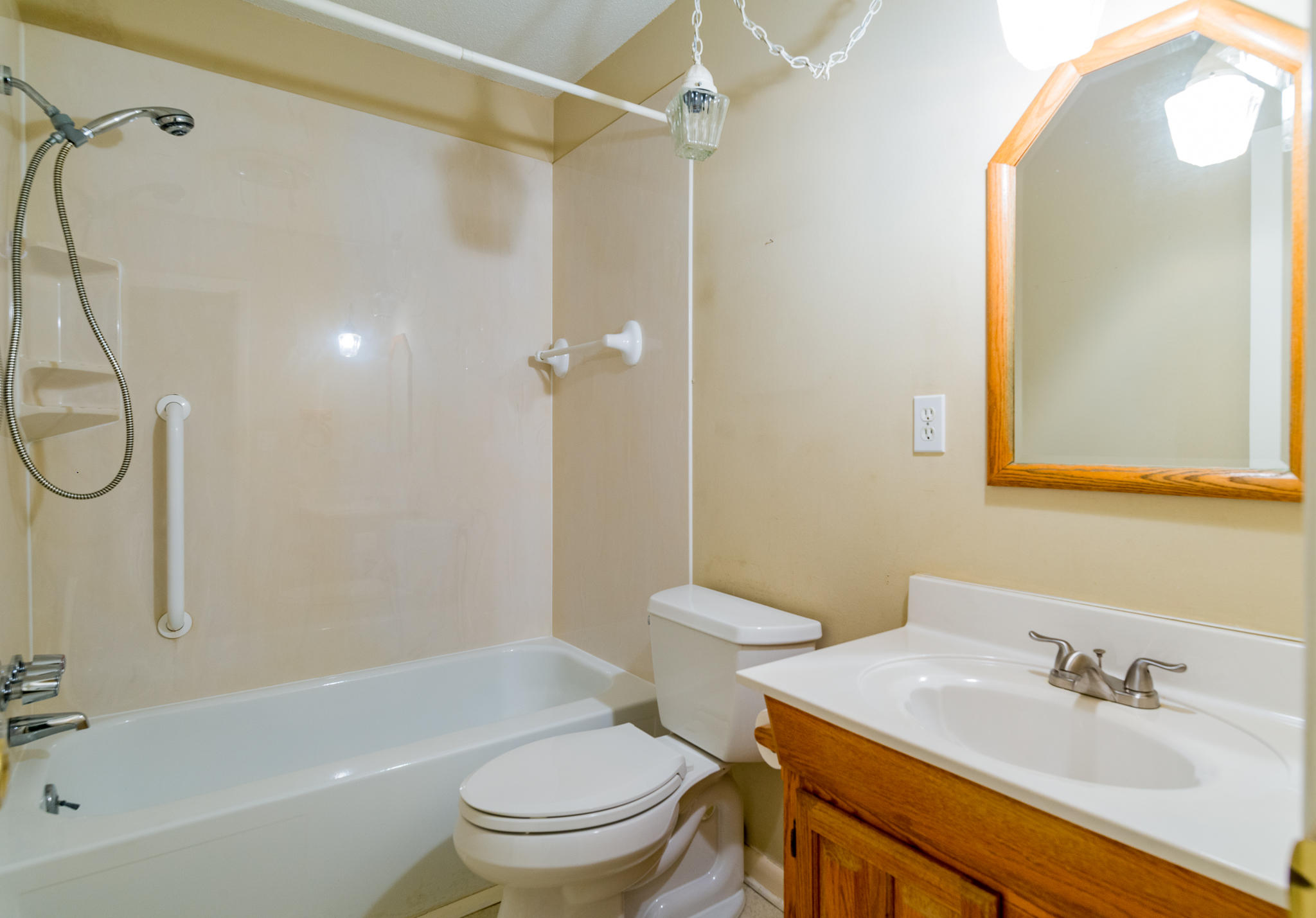 437 Gravitt Road Chickamauga, GA 30707 - Photo 10 of 17 437 gravitt rd-7