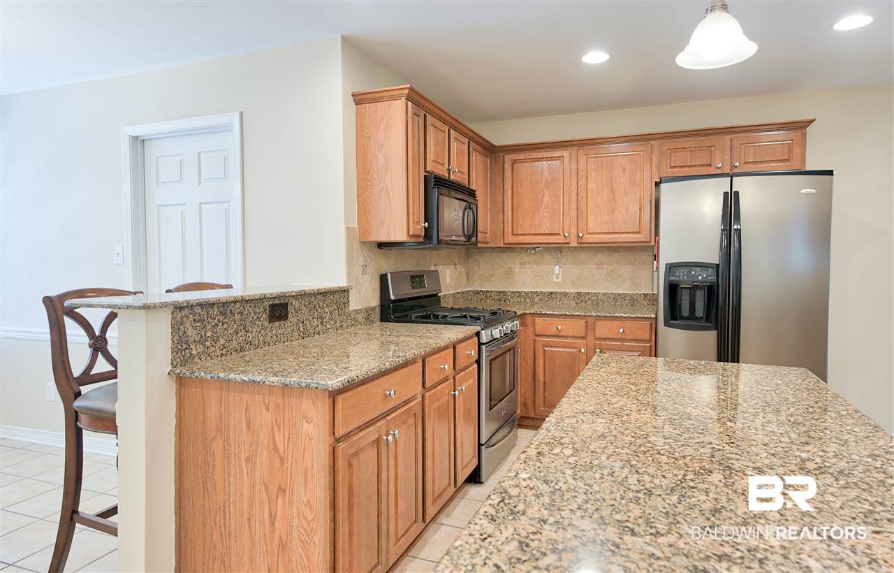 25525 Overlook Drive Loxley, AL 36551 - Photo 12 of 37 breakfast bar
