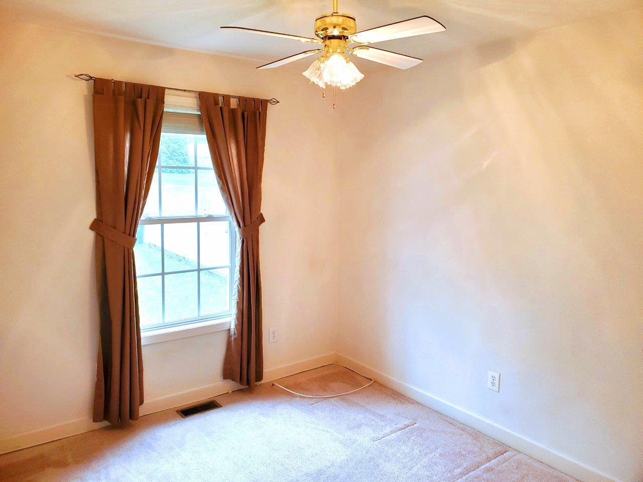 1110 Mountain View Road Vinton, VA 24179 - Photo 14 of 26 20250331_140852