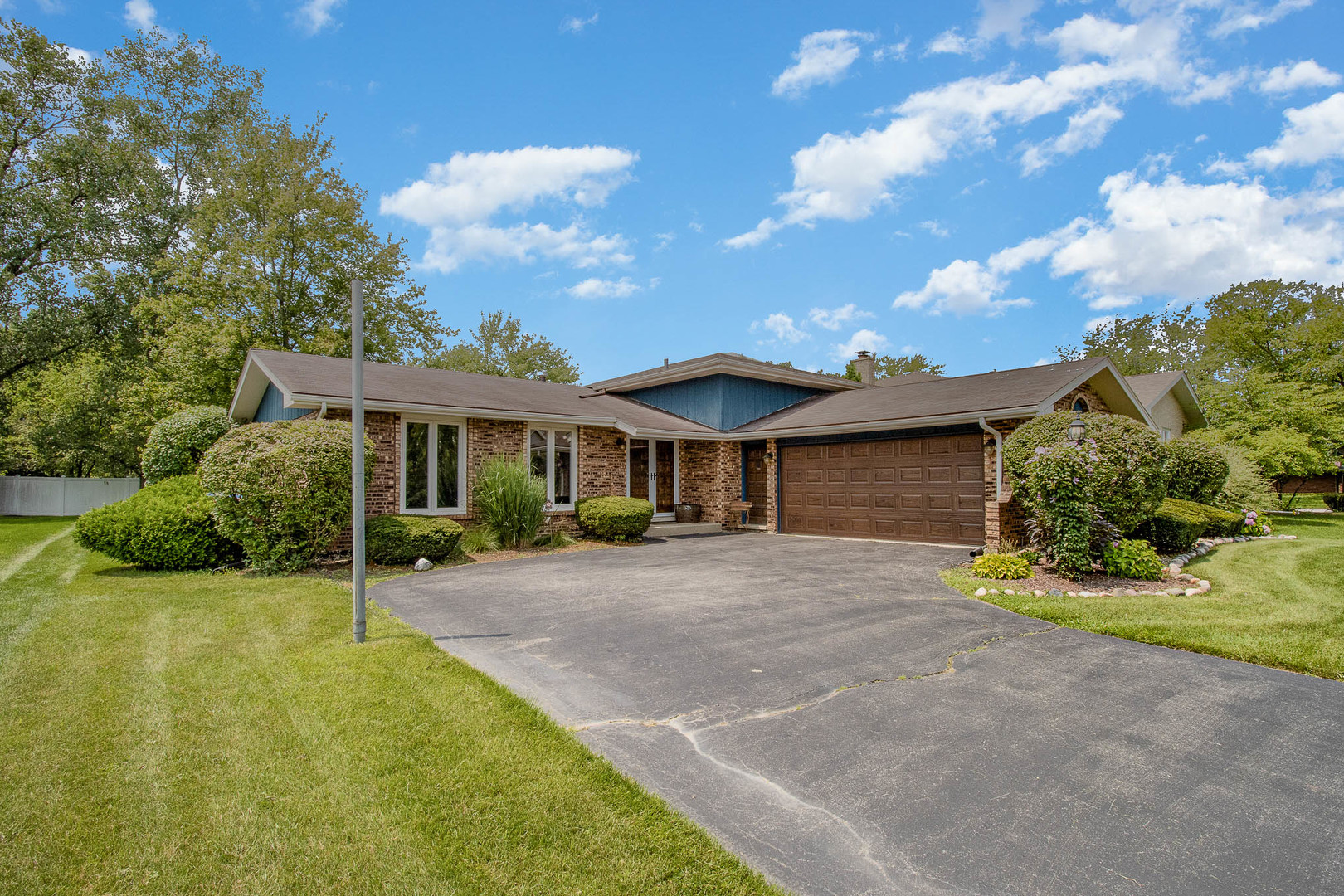 3588 Arthur Road Crete, IL 60417 - Photo 1 of 23