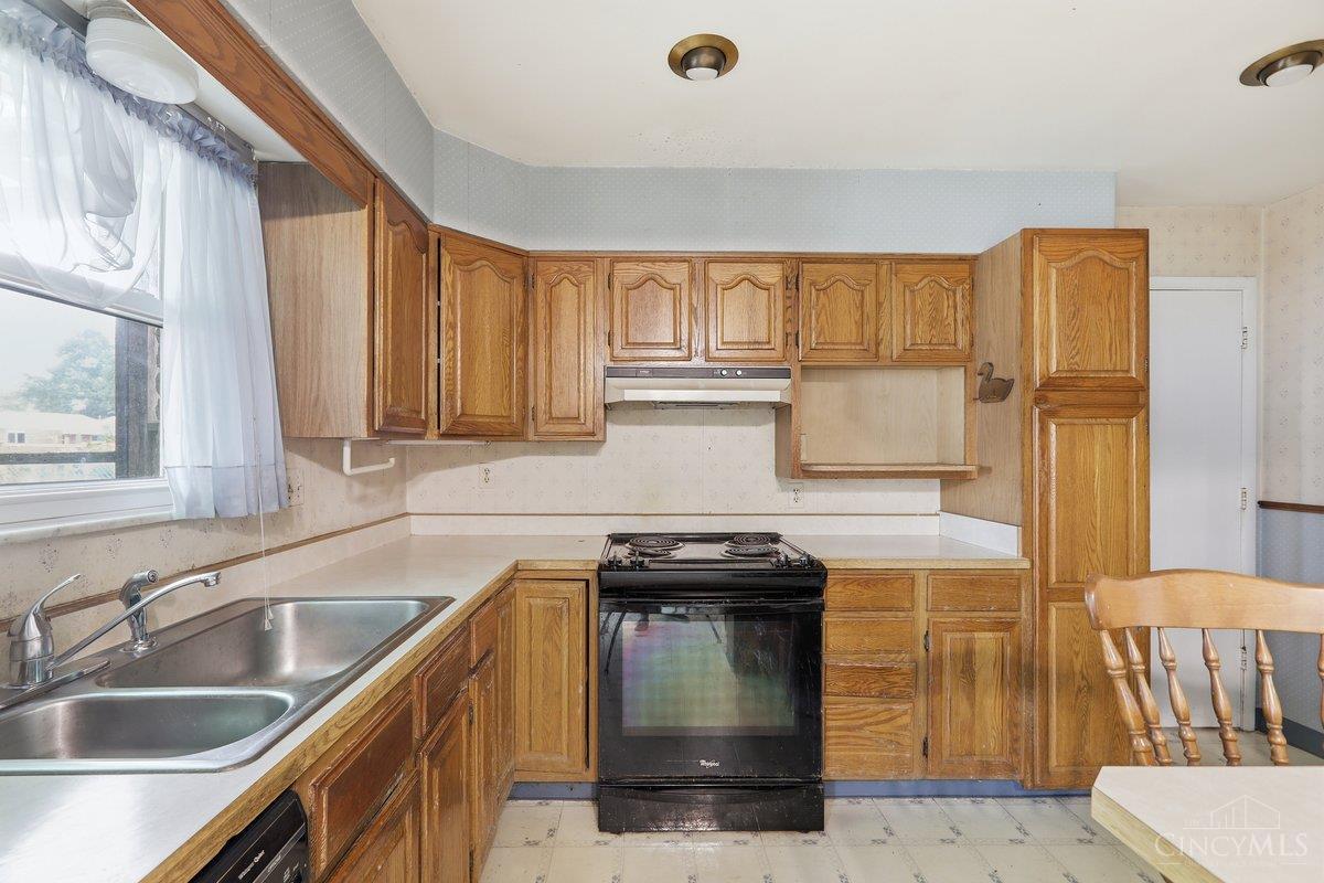 5110 Foley Road Cincinnati, OH 45238 - Photo 13 of 34