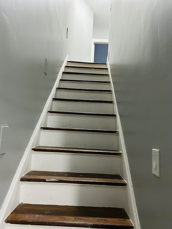 44 Virginia Street, Unit 1 Springfield, MA 01108 - Photo 8 of 13 a view of entryway