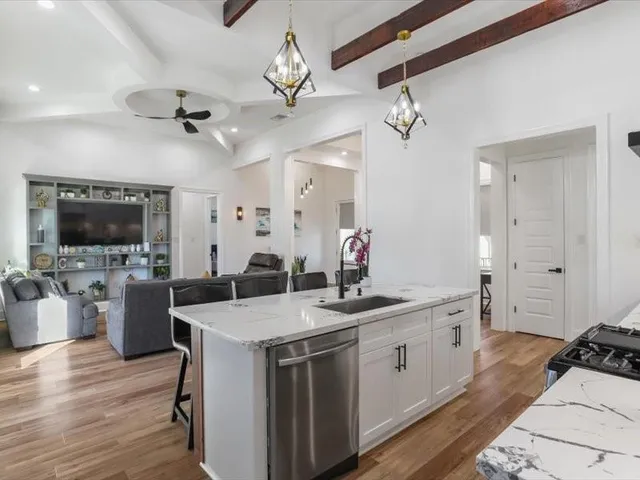 $450,000 | 2804 Volpe Drive, Chalmette, LA 70043