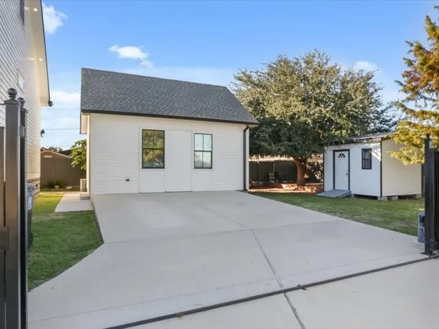 $450,000 | 2804 Volpe Drive, Chalmette, LA 70043