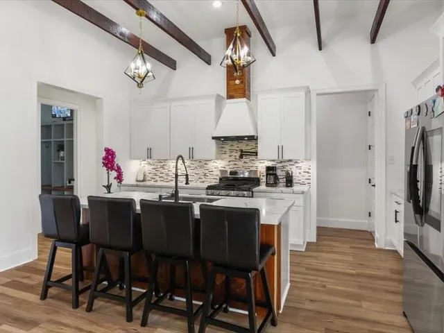 $450,000 | 2804 Volpe Drive, Chalmette, LA 70043