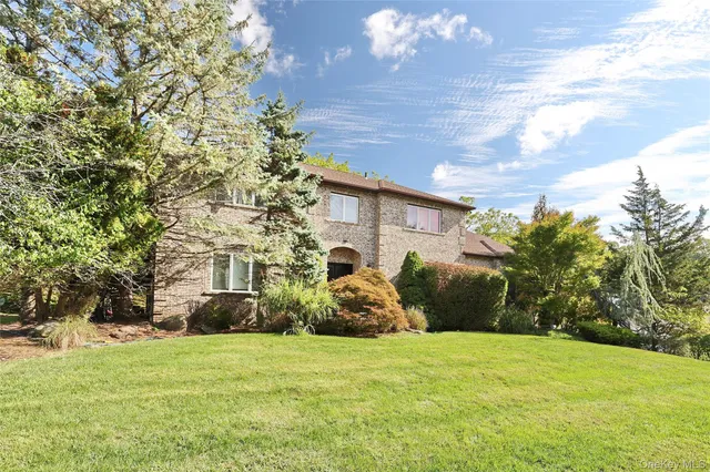 $2,299,000 | 11 Golar Drive, Monsey, NY 10952