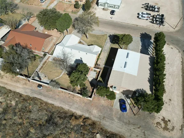 $810,000 | 1015-1017 East Tascosa Avenue, Kermit, TX 79745