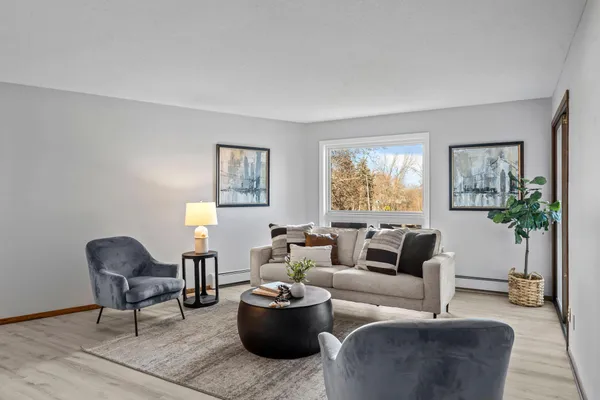 $159,900 | 2485 Canabury Drive, Unit 212, Little Canada, MN 55117