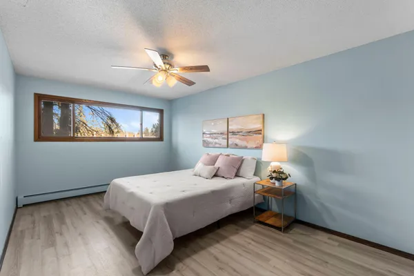 $159,900 | 2485 Canabury Drive, Unit 212, Little Canada, MN 55117