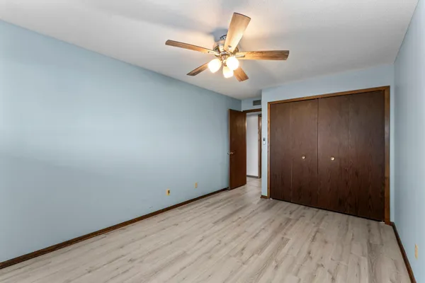 $159,900 | 2485 Canabury Drive, Unit 212, Little Canada, MN 55117