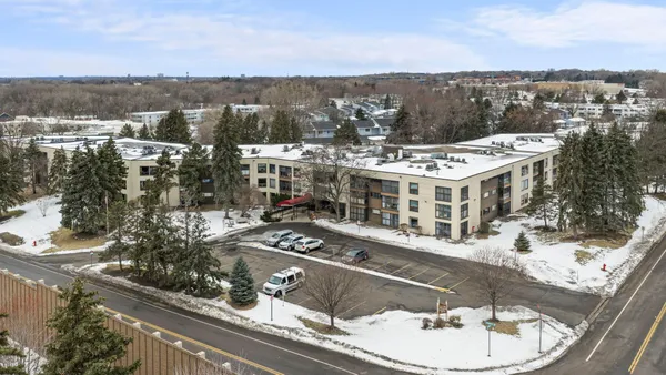 $159,900 | 2485 Canabury Drive, Unit 212, Little Canada, MN 55117