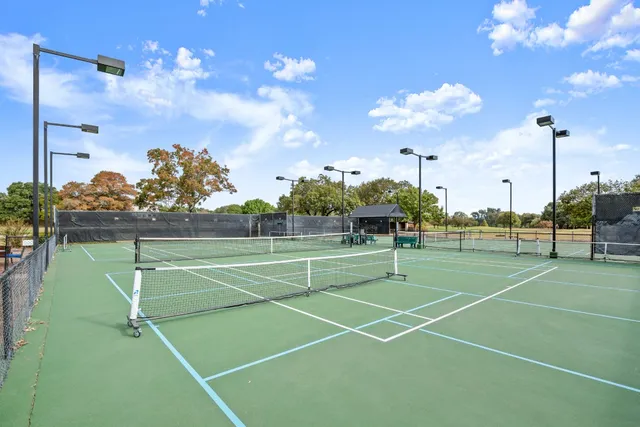 a view of a tennis court